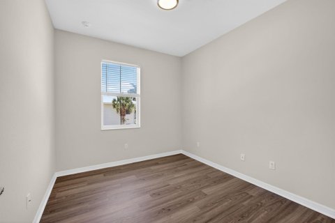 Townhouse in Jupiter, Florida 3 bedrooms, 142.42 sq.m. № 2190248 - photo 30