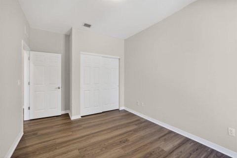 Townhouse in Jupiter, Florida 3 bedrooms, 142.42 sq.m. № 2190248 - photo 27