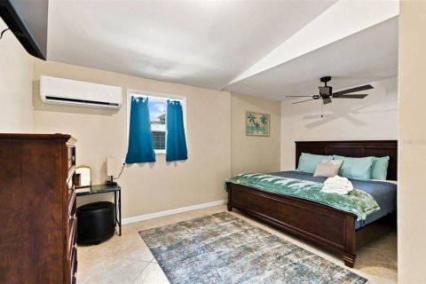 House in Hernando Beach, Florida 2 bedrooms, 89.28 sq.m. № 2316582 - photo 25