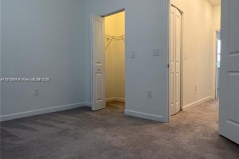 Townhouse in Miami, Florida 3 bedrooms, 122.63 sq.m. № 1875349 - photo 20