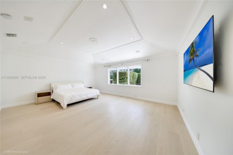 Casa en alquiler en Miami Beach, Florida, 5 dormitorios, 531.12 m2 № 2054353 - foto 21
