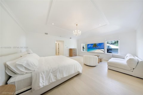 Casa en alquiler en Miami Beach, Florida, 5 dormitorios, 531.12 m2 № 2054353 - foto 28
