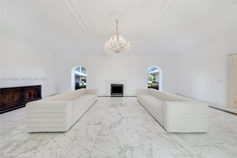 Casa en alquiler en Miami Beach, Florida, 5 dormitorios, 531.12 m2 № 2054353 - foto 8