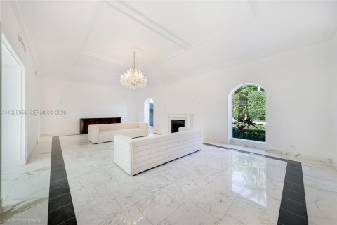 Casa en alquiler en Miami Beach, Florida, 5 dormitorios, 531.12 m2 № 2054353 - foto 7
