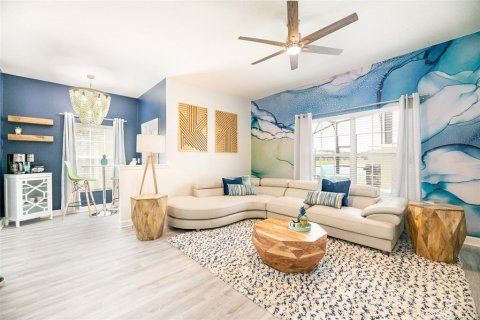Adosado en venta en Kissimmee, Florida, 5 dormitorios, 188.03 m2 № 2324366 - foto 15