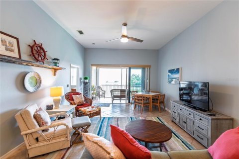Copropriété à vendre à North Fort Myers, Floride: 2 chambres, 127.09 m2 № 1617866 - photo 2