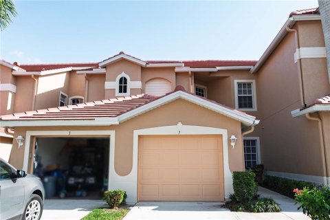 Copropriété à vendre à North Fort Myers, Floride: 2 chambres, 127.09 m2 № 1617866 - photo 1