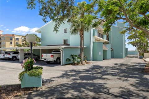 Condo in Englewood, Florida, 2 bedrooms  № 1787438 - photo 3