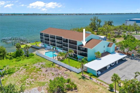 Condo in Englewood, Florida, 2 bedrooms  № 1787438 - photo 2
