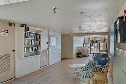Condo in Englewood, Florida, 2 bedrooms  № 1787438 - photo 29