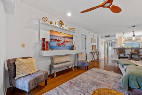Condo in Englewood, Florida, 2 bedrooms  № 1787438 - photo 17