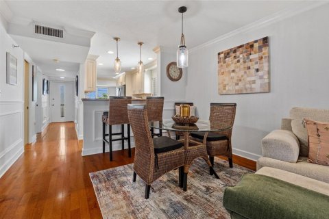 Condo in Englewood, Florida, 2 bedrooms  № 1787438 - photo 14