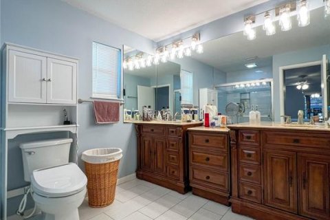 House in Saint Petersburg, Florida 3 bedrooms, 171.87 sq.m. № 1558562 - photo 27