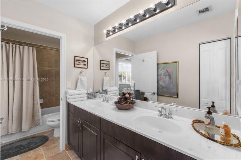 Touwnhouse à vendre à Davie, Floride: 3 chambres, 158.31 m2 № 1931765 - photo 18