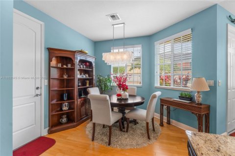 Touwnhouse à vendre à Davie, Floride: 3 chambres, 158.31 m2 № 1931765 - photo 29