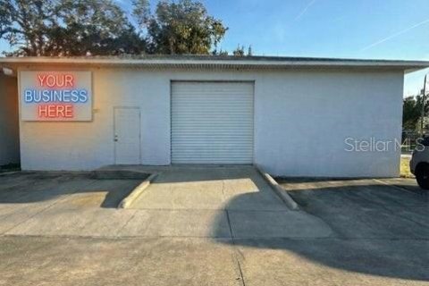 Commercial property in Port Orange, Florida № 2104210 - photo 2