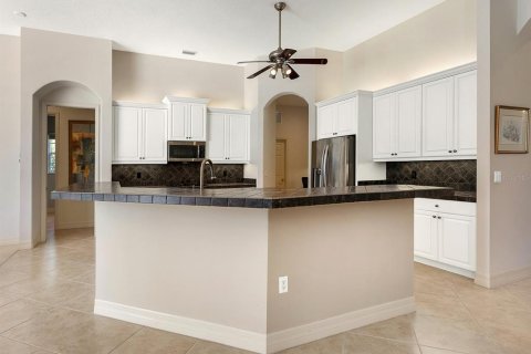 Villa ou maison à vendre à Lakewood Ranch, Floride: 4 chambres, 333.05 m2 № 2398905 - photo 21
