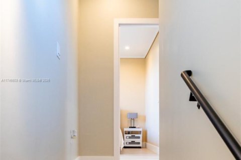 Купить кондоминиум в Майами, Флорида 2 спальни, 157.93м2, № 1969612 - фото 15