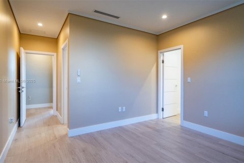 Купить кондоминиум в Майами, Флорида 2 спальни, 157.93м2, № 1969612 - фото 3