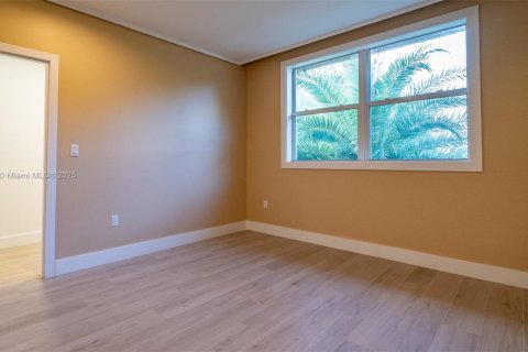 Купить кондоминиум в Майами, Флорида 2 спальни, 157.93м2, № 1969612 - фото 6