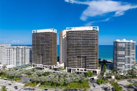 Condominio en venta en Bal Harbour, Florida, 2 dormitorios, 156.54 m2 № 2261063 - foto 8