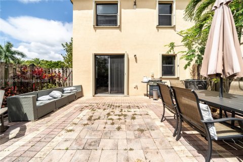 Adosado en venta en Miami, Florida, 4 dormitorios, 158.86 m2 № 1968665 - foto 27