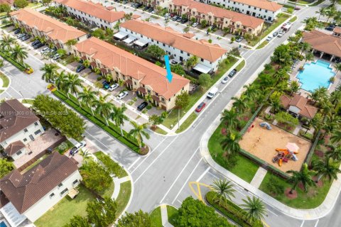 Adosado en venta en Miami, Florida, 4 dormitorios, 158.86 m2 № 1968665 - foto 30