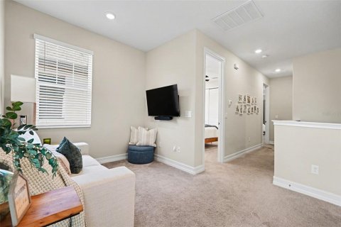 Townhouse in ESTANCIA

 in Wesley Chapel, Florida 3 bedrooms, 169.73 sq.m. № 2266888 - photo 19