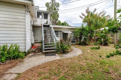 Commercial property in Bartow, Florida 5 bedrooms, 280.38 sq.m. № 2203682 - photo 12