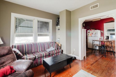 Commercial property in Bartow, Florida 5 bedrooms, 280.38 sq.m. № 2203682 - photo 7