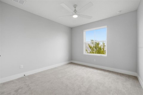 Townhouse in Tampa, Florida 4 bedrooms, 230.4 sq.m. № 2223542 - photo 26