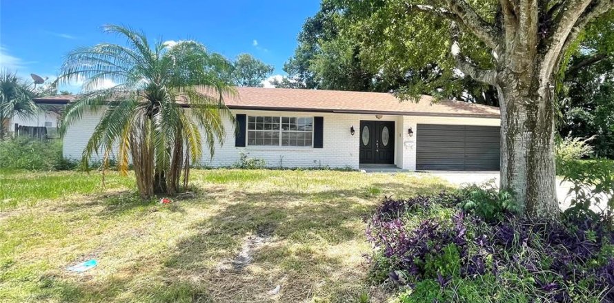 Casa en Orlando, Florida 5 dormitorios, 174.56 m2 № 1803285