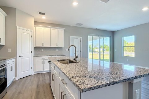 Villa ou maison à vendre à North Port, Floride: 4 chambres, 184.88 m2 № 1657607 - photo 4