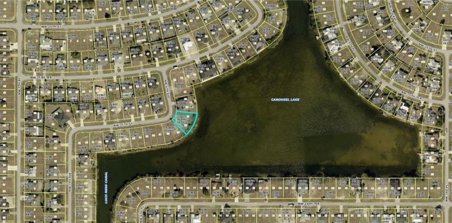 Terrain à Cape Coral, Floride № 2224855