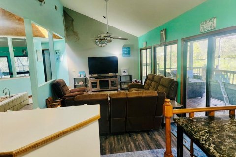 House in Hernando, Florida 3 bedrooms, 169.18 sq.m. № 2139544 - photo 11