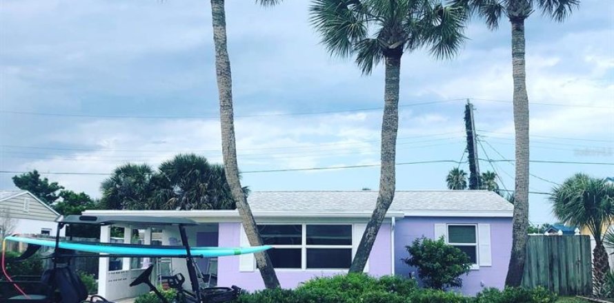 House in Ormond Beach, Florida 2 bedrooms, 82.13 sq.m. № 2219910