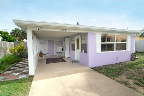 House in Ormond Beach, Florida 2 bedrooms, 82.13 sq.m. № 2219910 - photo 3