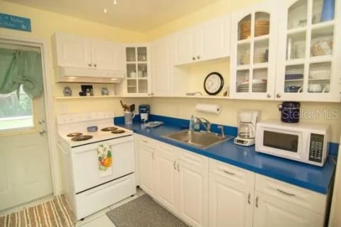 House in Ormond Beach, Florida 2 bedrooms, 82.13 sq.m. № 2219910 - photo 5