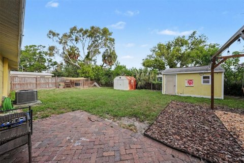 Villa ou maison à vendre à Tampa, Floride: 4 chambres, 107.02 m2 № 2207806 - photo 27