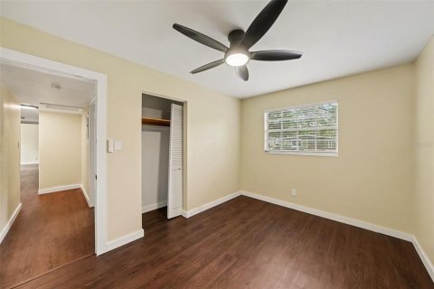 Villa ou maison à vendre à Tampa, Floride: 4 chambres, 107.02 m2 № 2207806 - photo 19