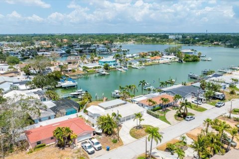 Villa ou maison à vendre à Saint Petersburg, Floride: 2 chambres, 124.02 m2 № 1663278 - photo 11