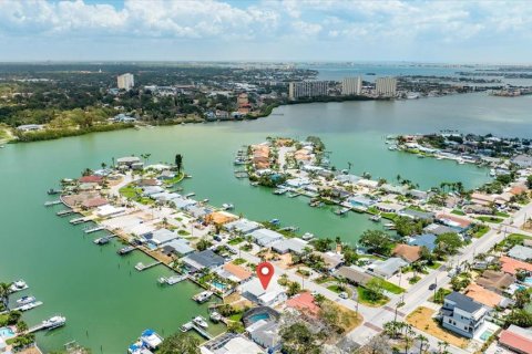 Villa ou maison à vendre à Saint Petersburg, Floride: 2 chambres, 124.02 m2 № 1663278 - photo 5
