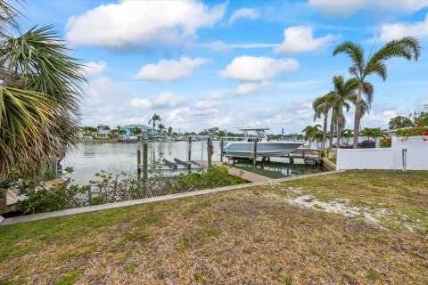 Villa ou maison à vendre à Saint Petersburg, Floride: 2 chambres, 124.02 m2 № 1663278 - photo 15