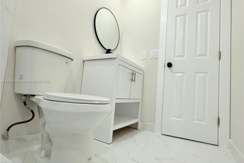 Купить виллу или дом в Пемброк-Пайнс, Флорида 3 спальни, 156.63м2, № 1932143 - фото 20