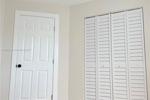 Купить виллу или дом в Пемброк-Пайнс, Флорида 3 спальни, 156.63м2, № 1932143 - фото 22