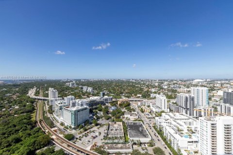 Copropriété à vendre à Miami, Floride: 2 chambres, 116.41 m2 № 2053936 - photo 22