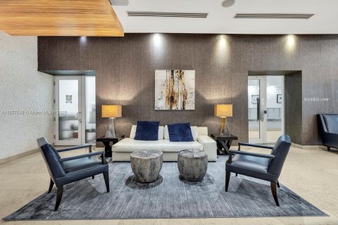 Copropriété à vendre à Miami, Floride: 2 chambres, 116.41 m2 № 2053936 - photo 24