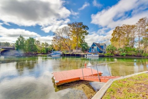 Снять в аренду виллу или дом в Вики Вачи, Флорида 12 комнат, 191.19м2, № 1793594 - фото 2