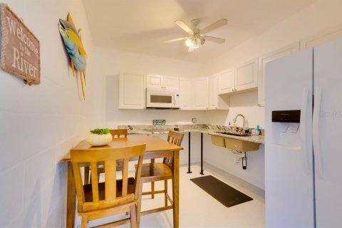 Снять в аренду виллу или дом в Вики Вачи, Флорида 12 комнат, 191.19м2, № 1793594 - фото 30