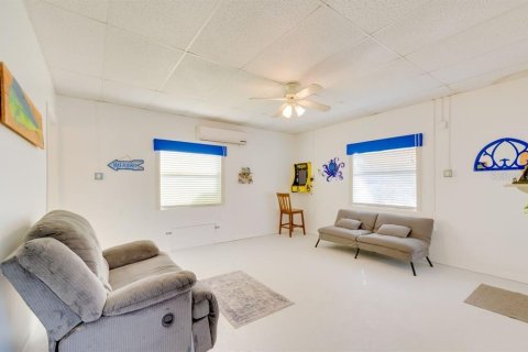 Снять в аренду виллу или дом в Вики Вачи, Флорида 12 комнат, 191.19м2, № 1793594 - фото 29